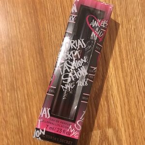 Victoria’s Secret Bombshell Rollerballs
